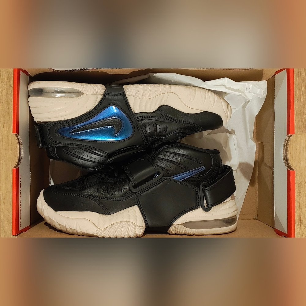 Nike Air Adjust Force 2022 Black and Vivid Purple Women’s Sz 6.5 DV7409-001